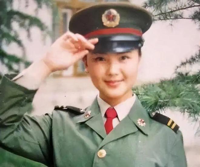 贤妻人设才是她的骗局……46岁刘涛偷偷换了活法：(图11)